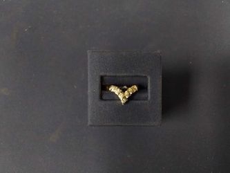 Women's Ring - Mother's - Yellow Gold 14k (.585) 3.8 grams Size 7.5