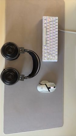 CHEAP! Razer Gaming Bundle – Huntsman Mini, Basilisk Ultimate, Nari Ultimate