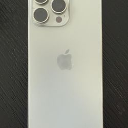 Like New Unlocked iPhone 15 Pro Max 256 GB Blue