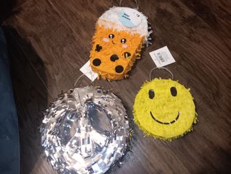 Mini pinatas
