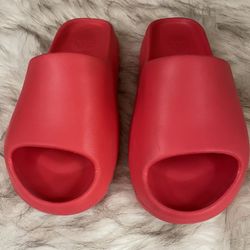 Pre-owned Adidas Yeezy Men's  8 Red Slides