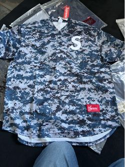 Supreme shirt size XL