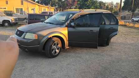 Ford freestyle