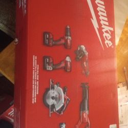 Brand New In Box Milwaukee M18 6 Tool Combo Kit