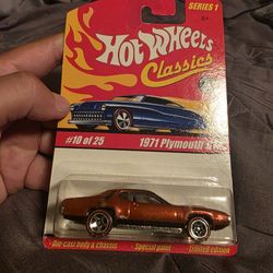 Hot Wheels Classics Series 1 - 1971 Plymouth GTX (Spectraflame Orange)