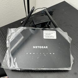 Netgear WiFi AC1200 router