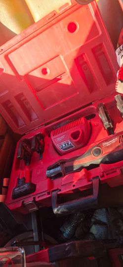 Milwaukee 2473-22 M12 FORCE LOGIC Press Tool Kit with 5 Jaws
