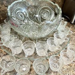 Large Vintage LE Smith Punch Bowl Set 27 Piece Set