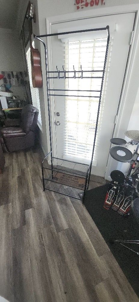 Standalone Coat Rack