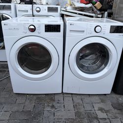 LG Washer and Dryer Set (2022)