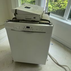 Dishwasher 