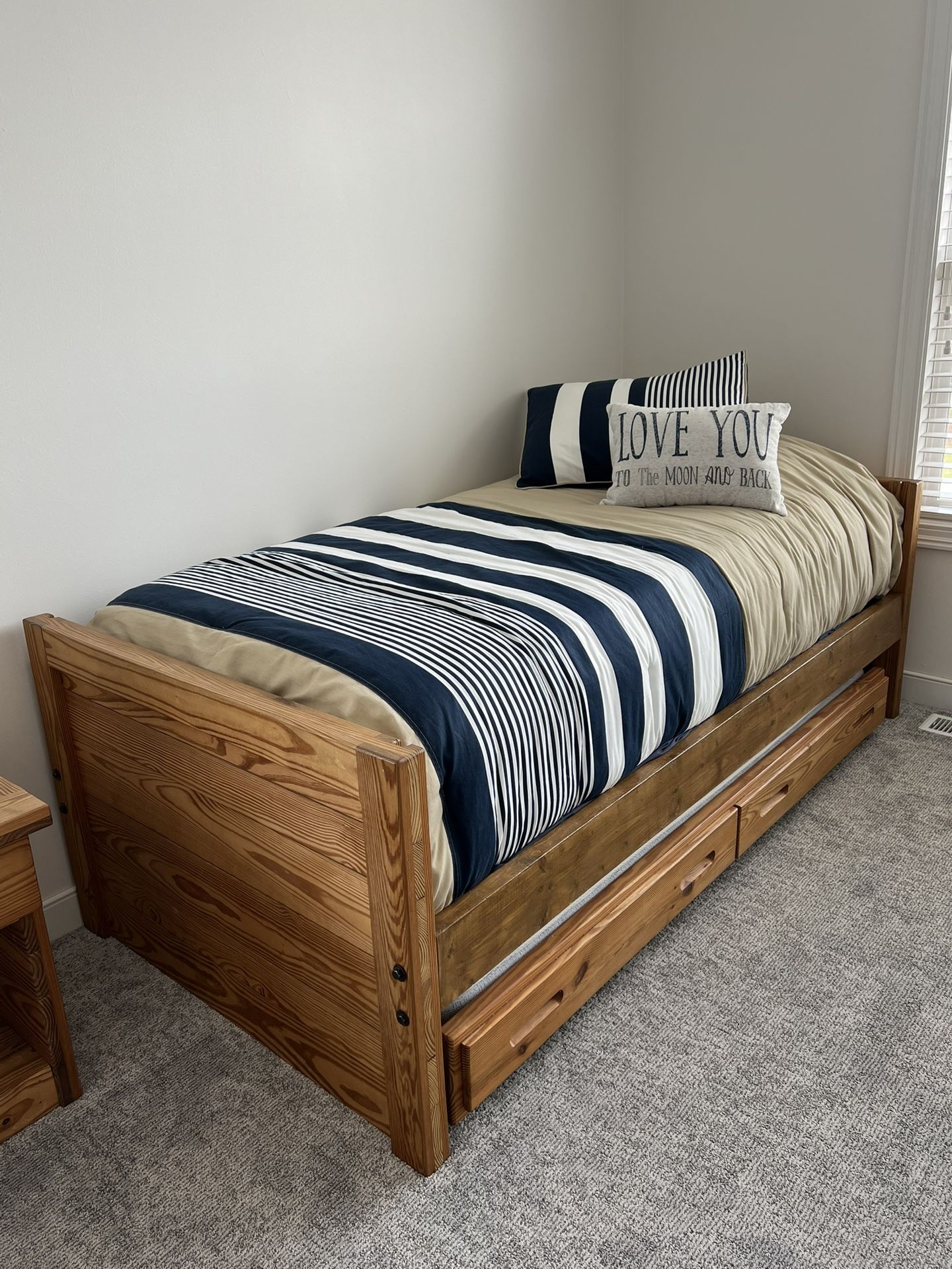 Solid Wood Bedroom Set