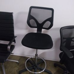 black Chair 