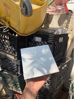 Tile / White
