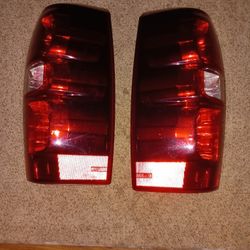 2007  Chevy Tahoe Back Lights Right & Left