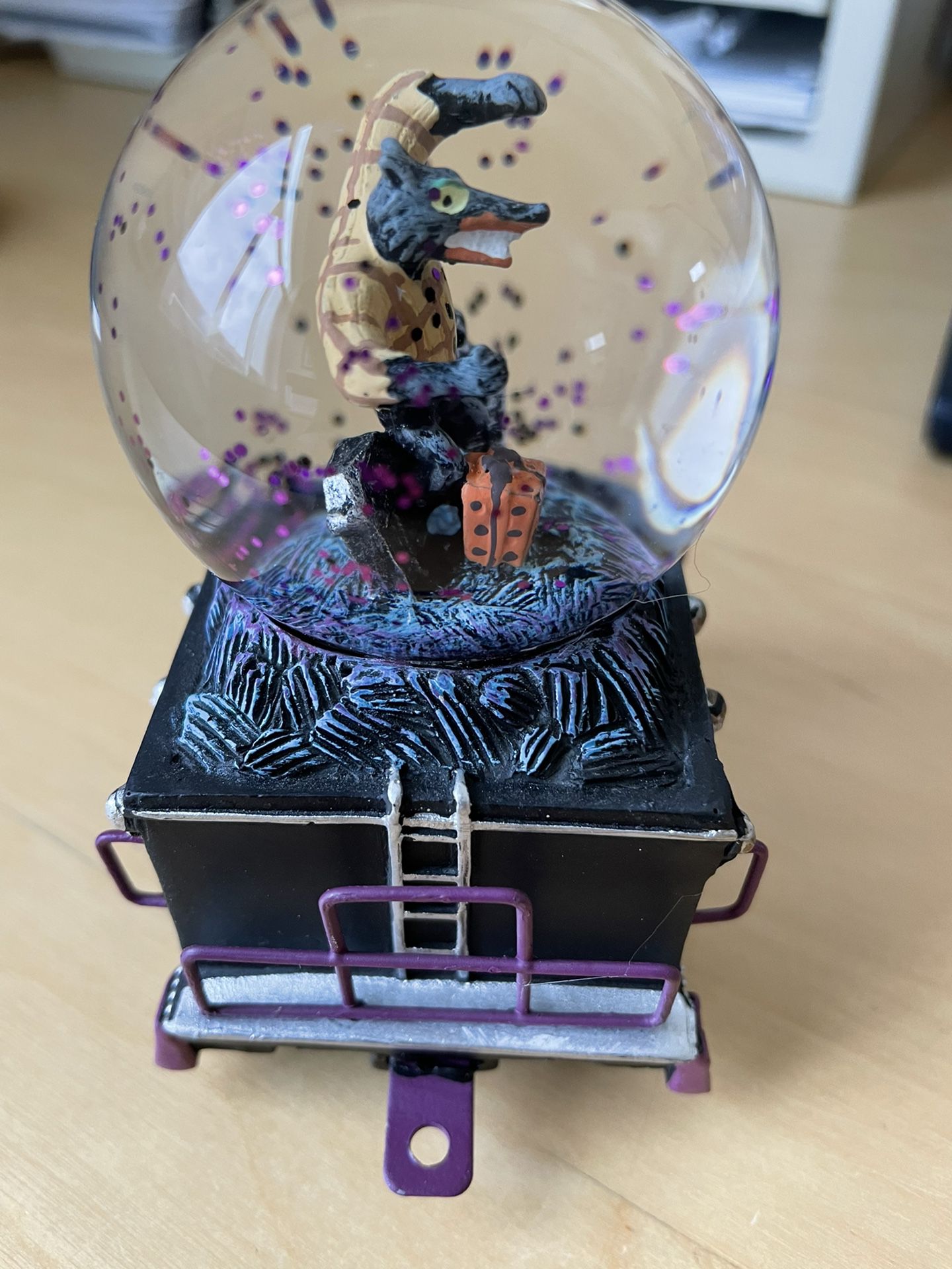The Nightmare Before Christmas Glitter Globe Collection 