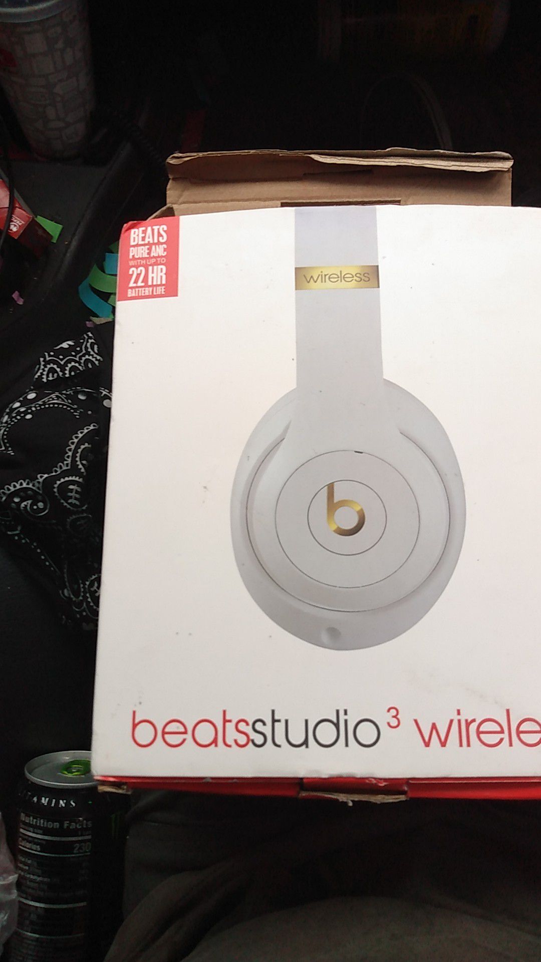 Beats studio 3. Wireless headphones