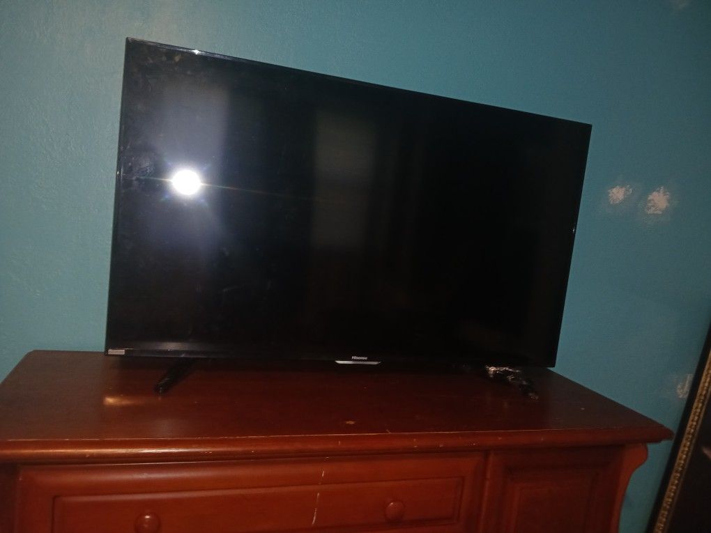 50 Inch Hisense TV