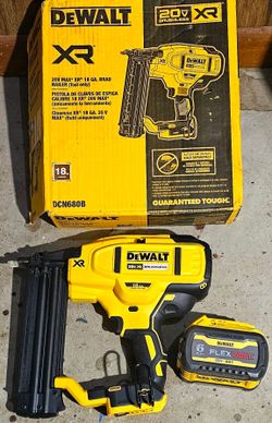 DeWalt DCN680B 20V XR 18GA Brad Nailer &  DeWalt 6ah FlexVolt battery
