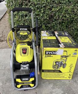 RYOBI 3300 PSI 2.5 GPM Cold Water Gas Pressure Washer with Honda GCV200 Engine
