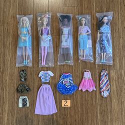 Barbie Dolls with Extra Clothes. - 4 Bundles- $20.00 Each- Read Description 