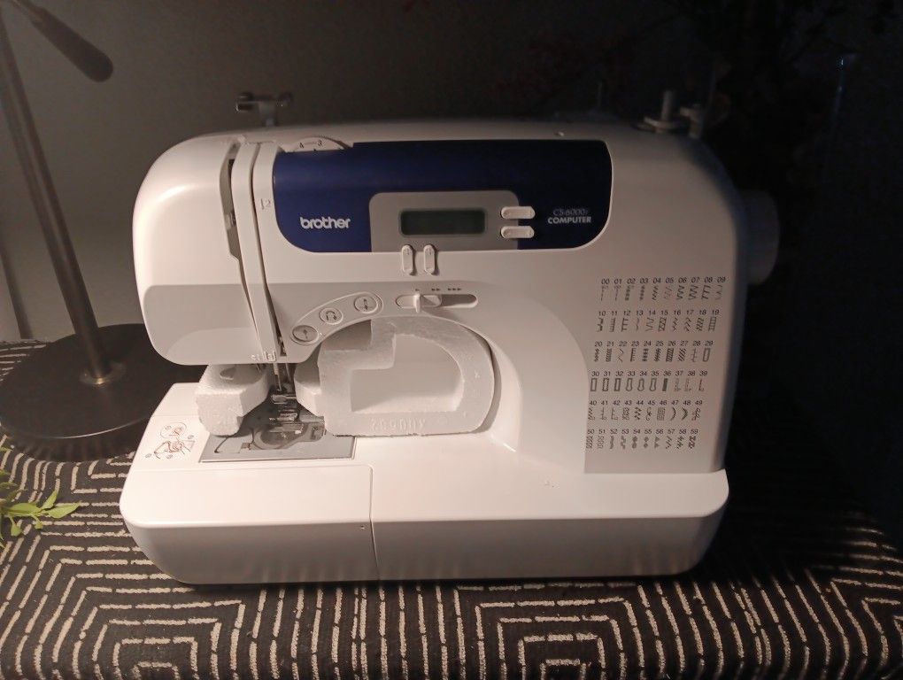 New Brother Sewing Machine CS-6000i Computer Model