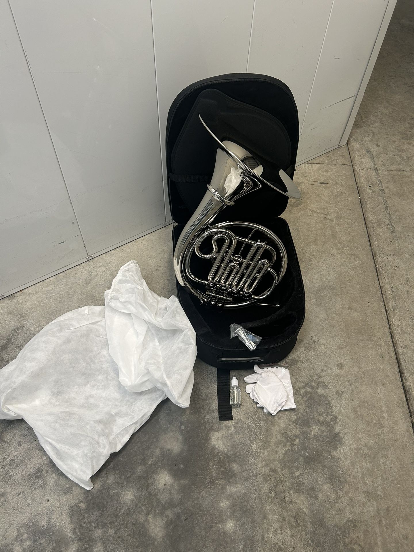 Double French, horn