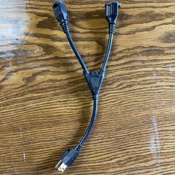 Power cord splitter