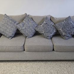 Raymour & Flanigan Caldwell Sofa w/ Pillows