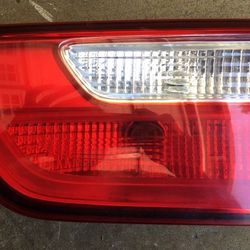 Kia Rio 2012-2016 sedan passenger right Rt inner tail light