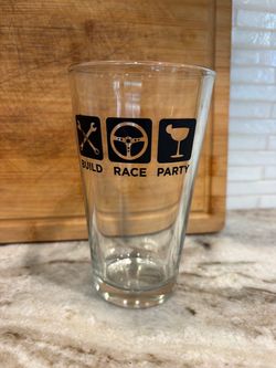 Build Race Party Beer glasses