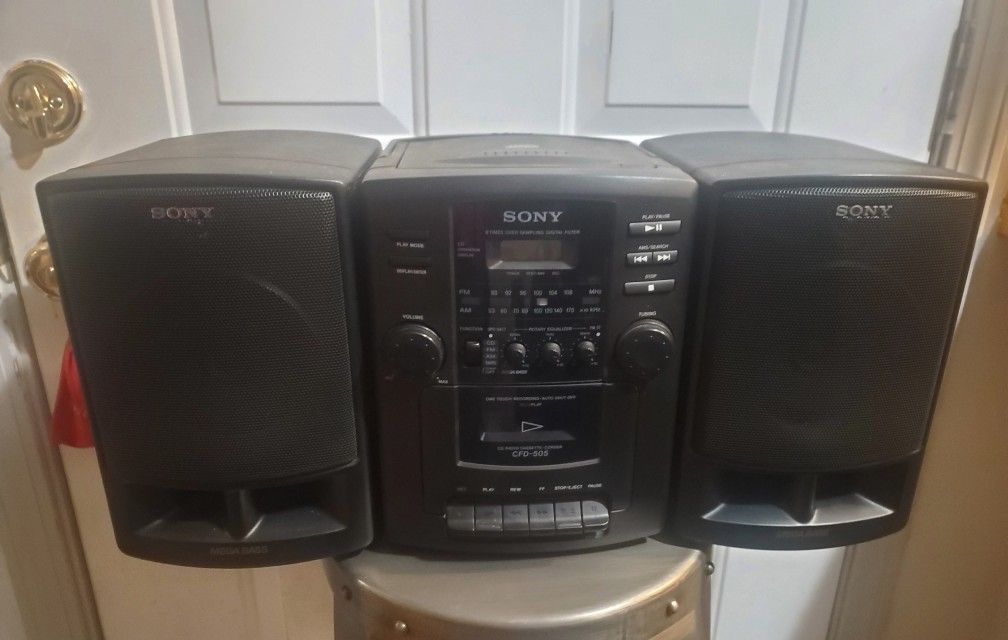 Sony Model CD Radio Cassette-Corder Cfd-505