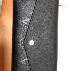 Louis vuitton for Sale in Tampa, FL - OfferUp