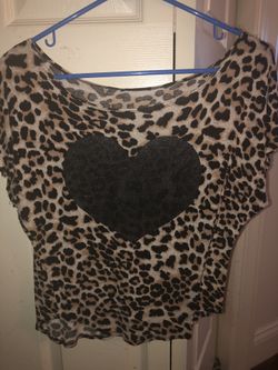 Cheetah shoulder shirt