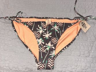 Women's XL Bikini bottom *NEW w/ TAGS* $10