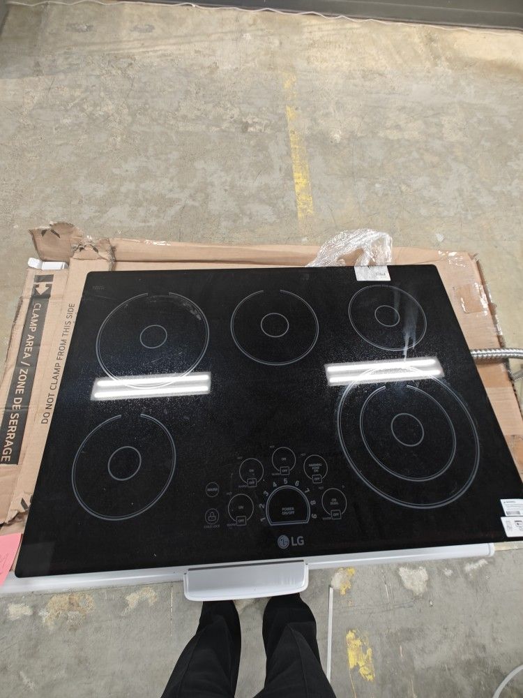 LG electric cooktop