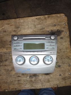 Toyota Camry 00-09 CD Radio With AC Control Switches 