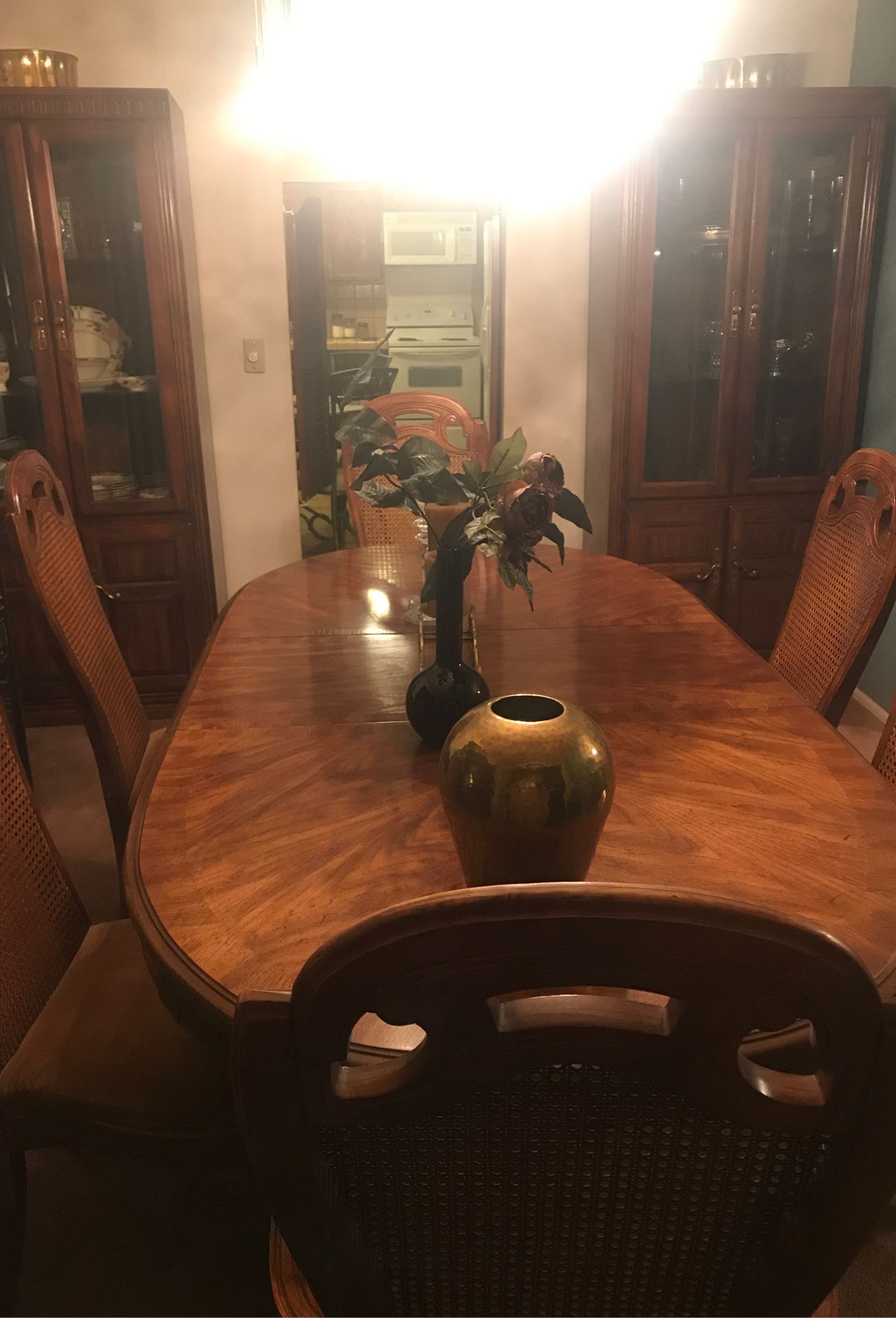 Dinning room table with 2 glass showcase and 6 chairs