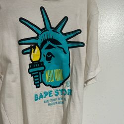 BAPE SHIRT WORN ONCE New York Madison Avenue Exclusive 