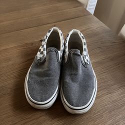 👟 Grey Vans Shoes – Size 8 – Great Condition!