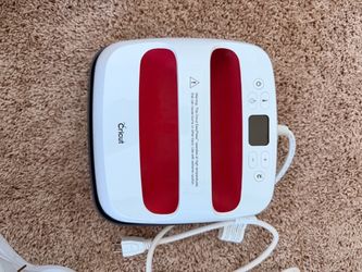 Cricut EasyPress Heat Press Machine