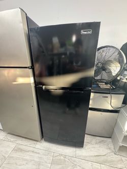Refrigerator 60Hx24W