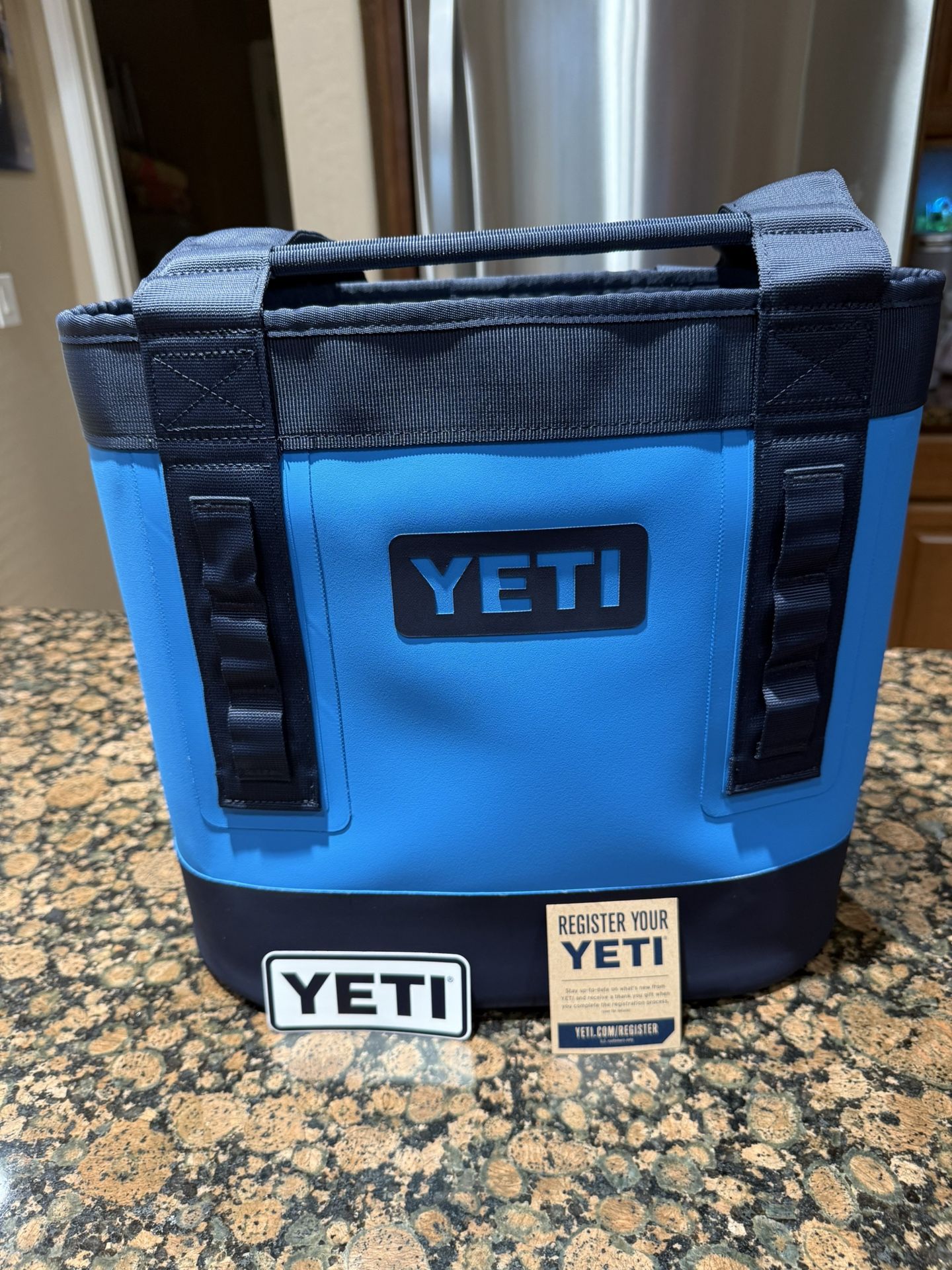 Yeti Camino Carry All 20 - BIG BLUE WAVE