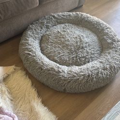 Fluffy Dog Bed 
