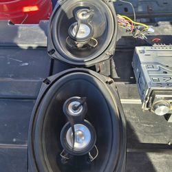 Sterio And Speakers