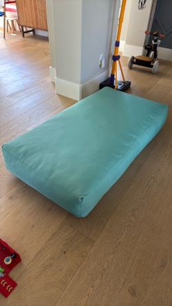 Crash pad for kids - free