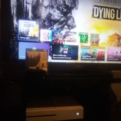 Xbox one with controller and dying light Xbox game