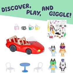NEW Bluey Escape Convertible Vehicle Figurines Pack of 4 and Sticker Set
