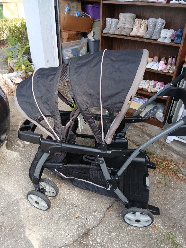 Double Stroller. Sit And Stand.