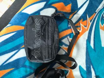 Supreme shoulder bag